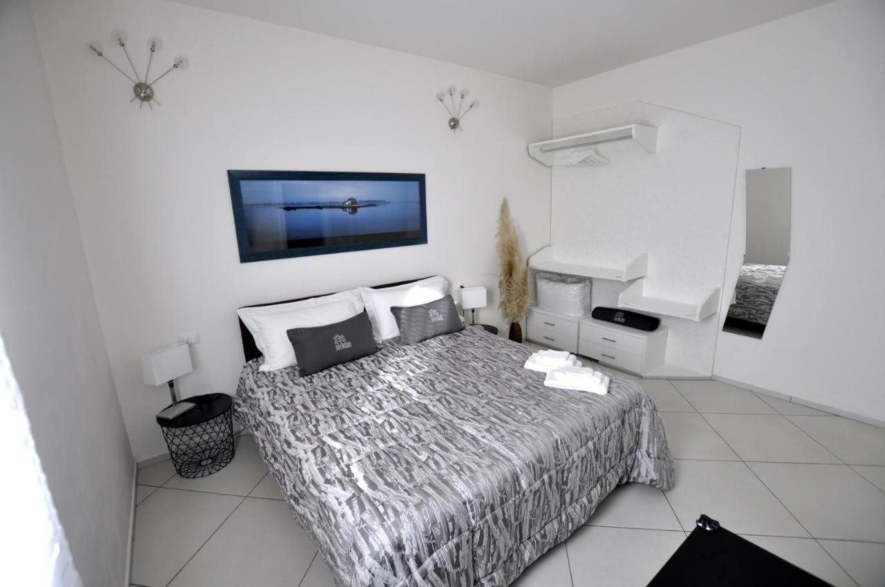 ガン エデン b&b San Benedetto Del Querceto エクステリア 写真