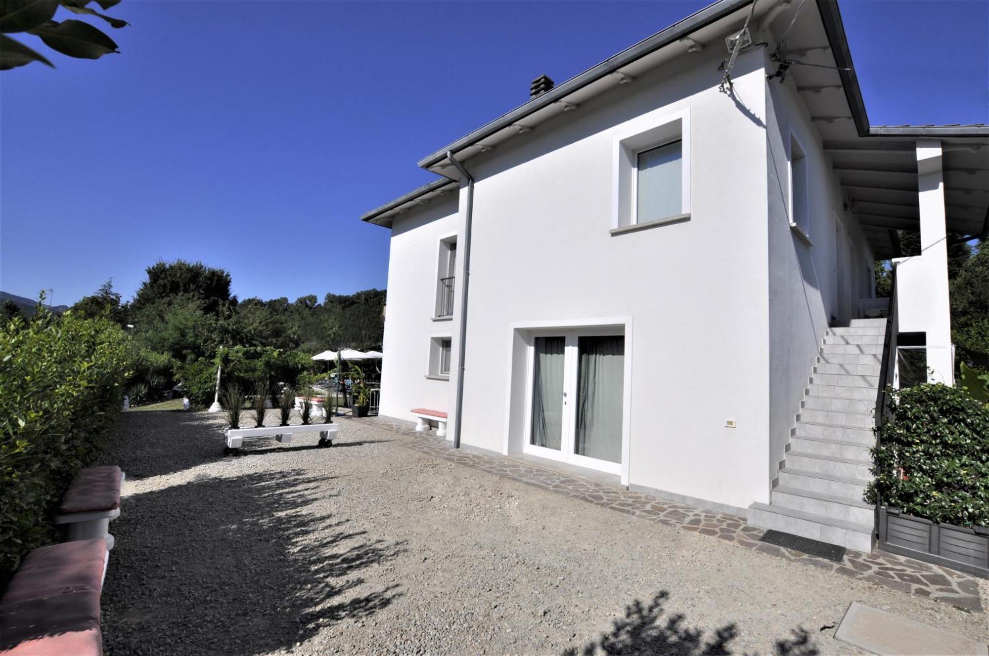 ガン エデン b&b San Benedetto Del Querceto エクステリア 写真
