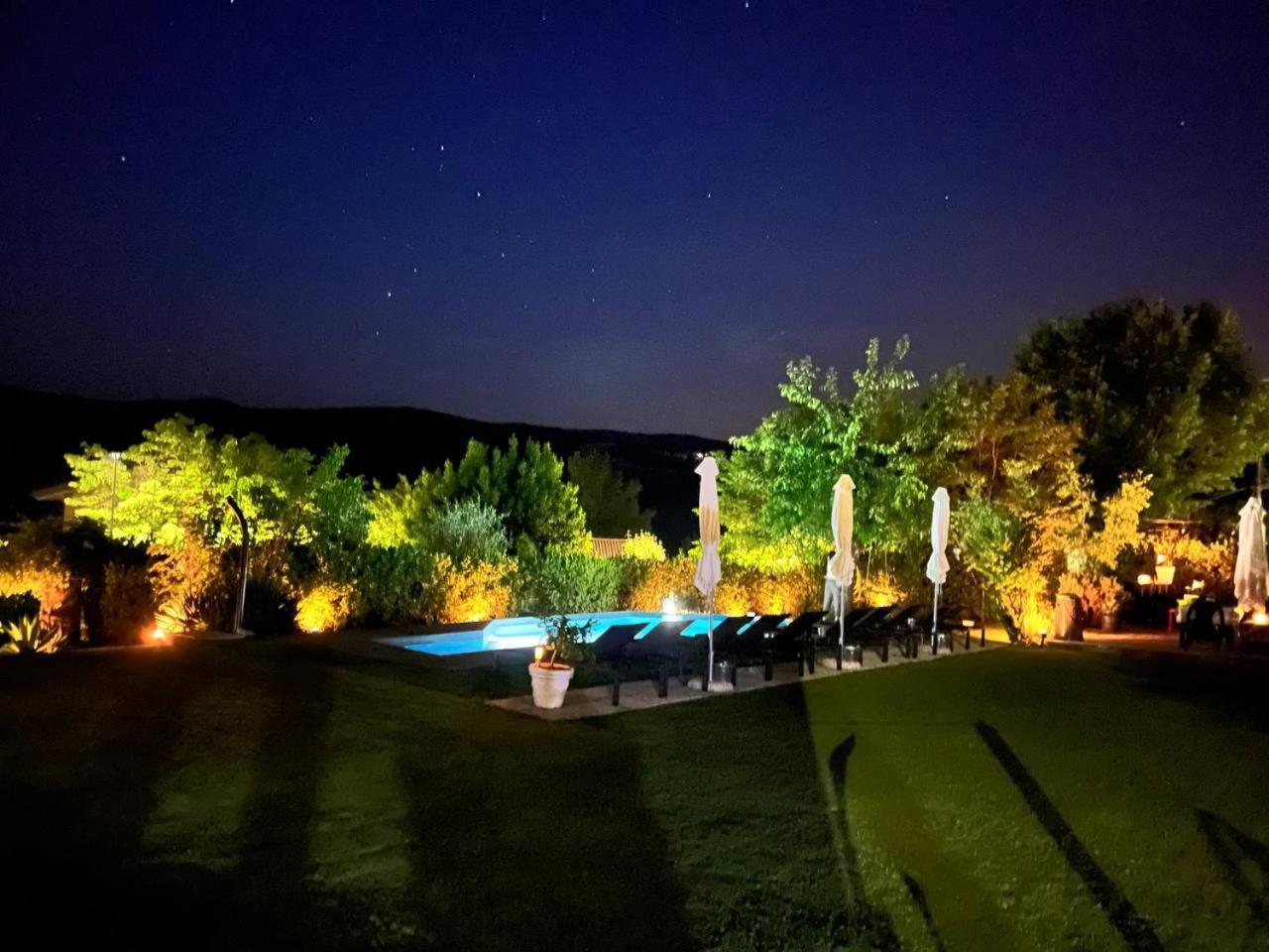 ガン エデン b&b San Benedetto Del Querceto エクステリア 写真