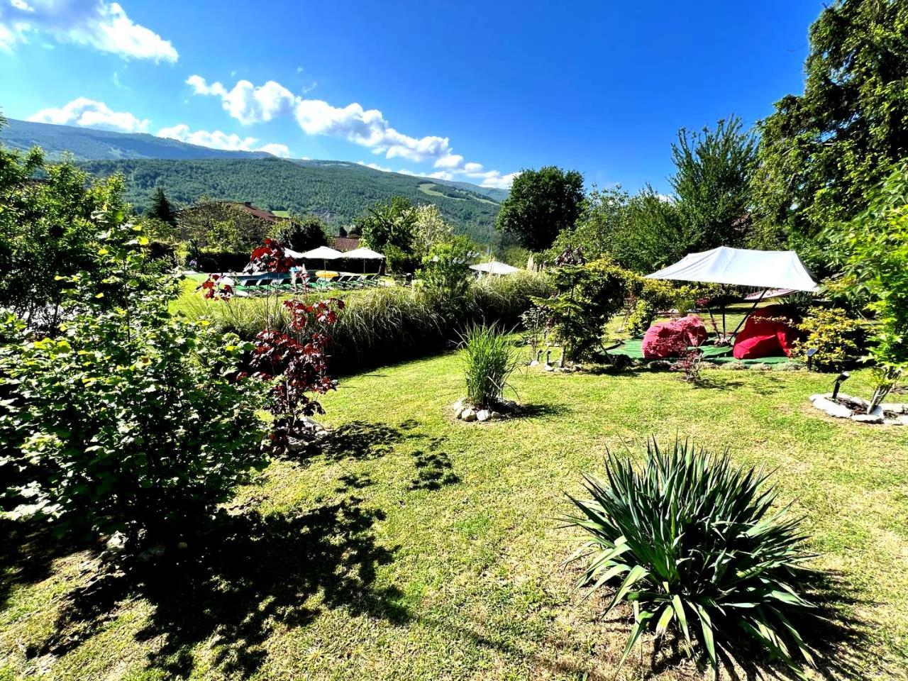 ガン エデン b&b San Benedetto Del Querceto エクステリア 写真