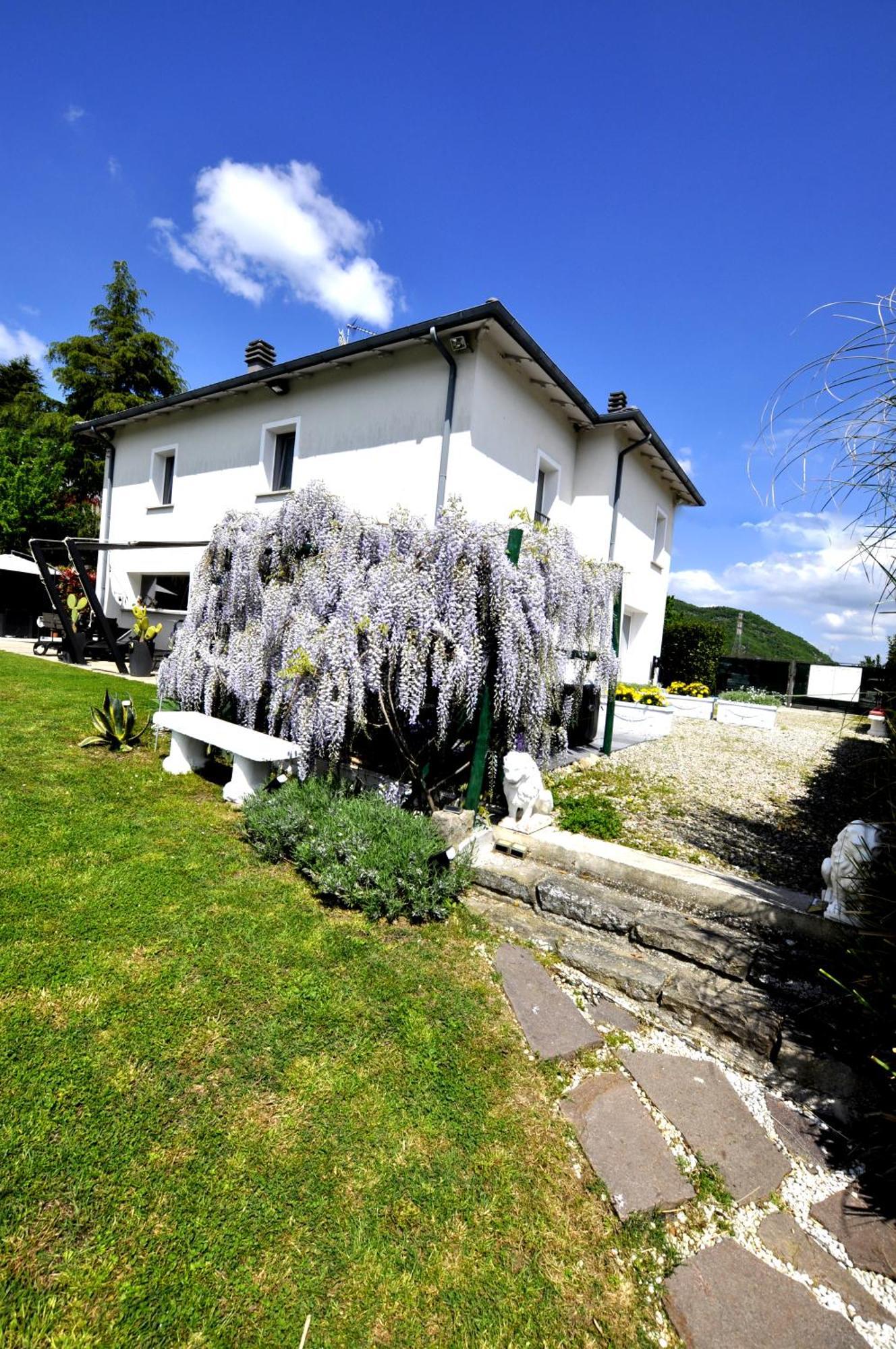ガン エデン b&b San Benedetto Del Querceto エクステリア 写真